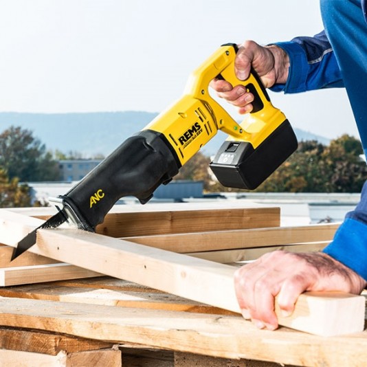 Pilarka szablasta REMS Akku-Cat 22V VE